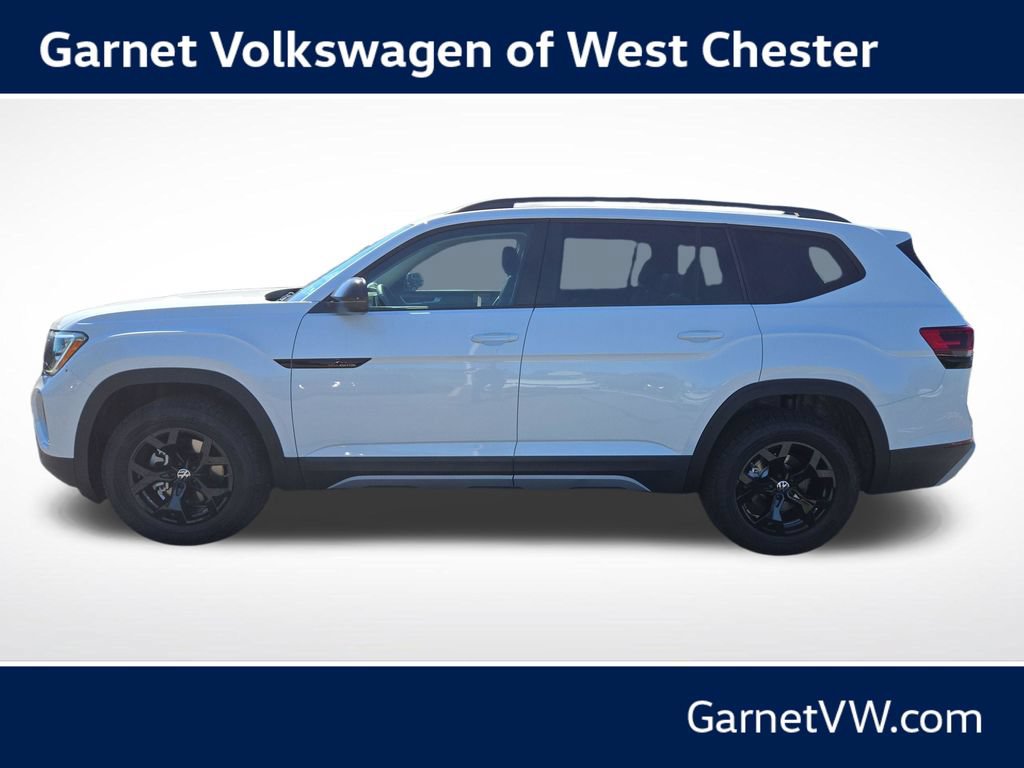 New 2026 Volkswagen Atlas Peak Edition AWD/4WD image 2