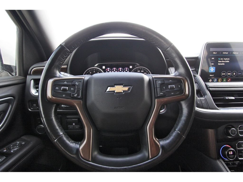 Used 2021 Chevrolet Suburban High Country w/ Premium Package AWD/4WD image 15