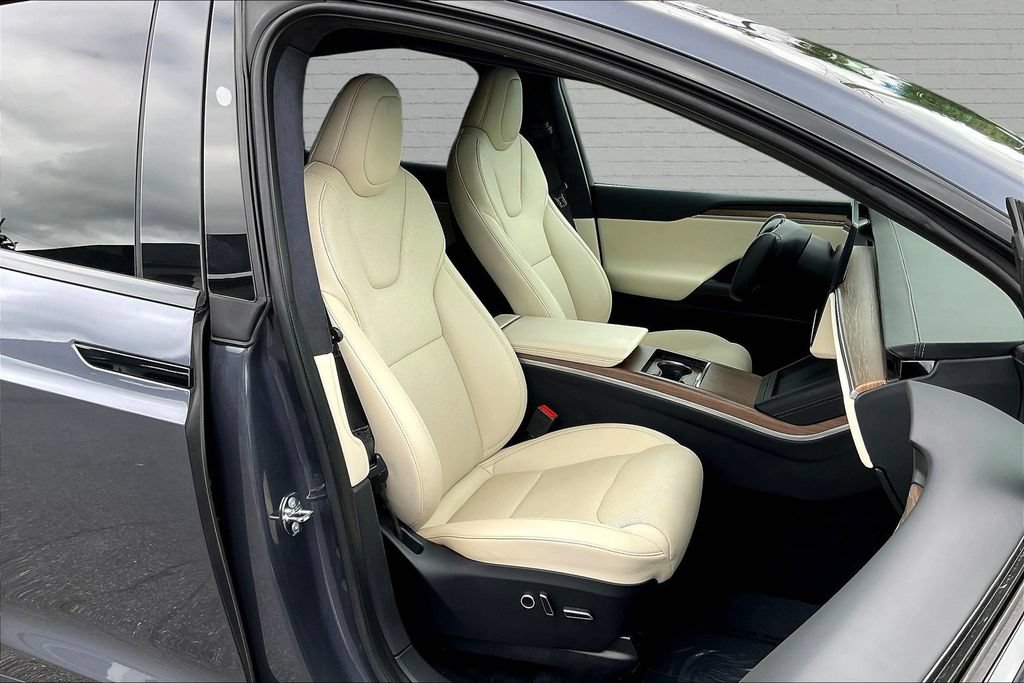 Used 2023 Tesla Model X AWD/4WD image 20
