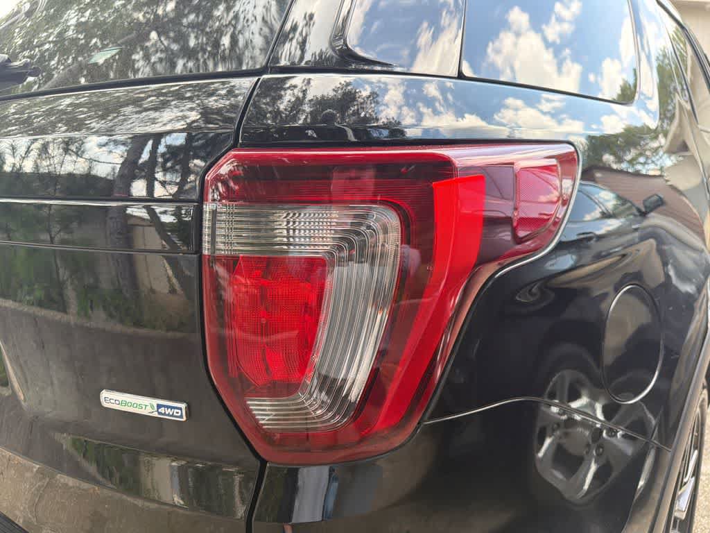 Used 2018 Ford Explorer Sport w/ Equipment Group 401A AWD/4WD image 7