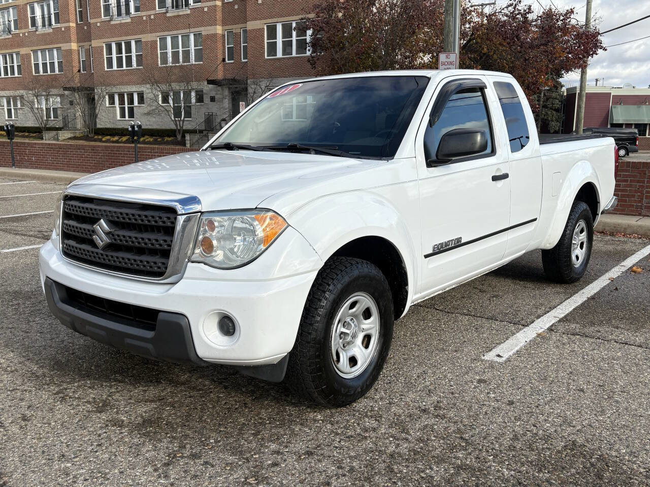 Used 2011 Suzuki Equator 2WD Extended Cab image 5