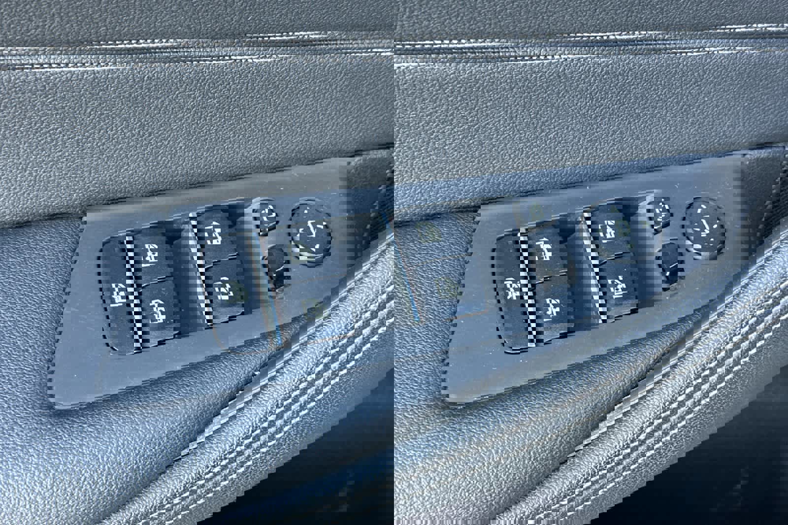 Certified 2023 BMW 530e w/ Convenience Package image 15