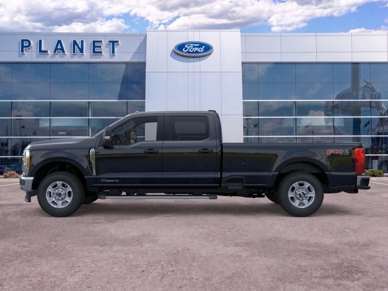New 2027 Ford F350 XLT AWD/4WD image 3