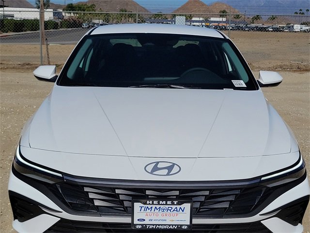 New 2025 Hyundai Elantra SE image 21
