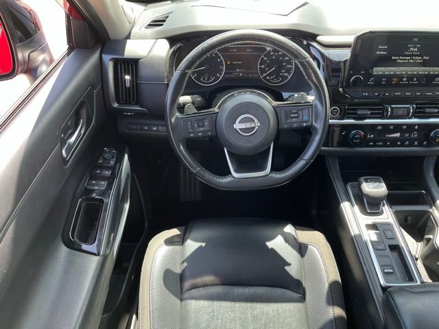 Used 2023 Nissan Pathfinder SL w/ SL Premium Package image 11