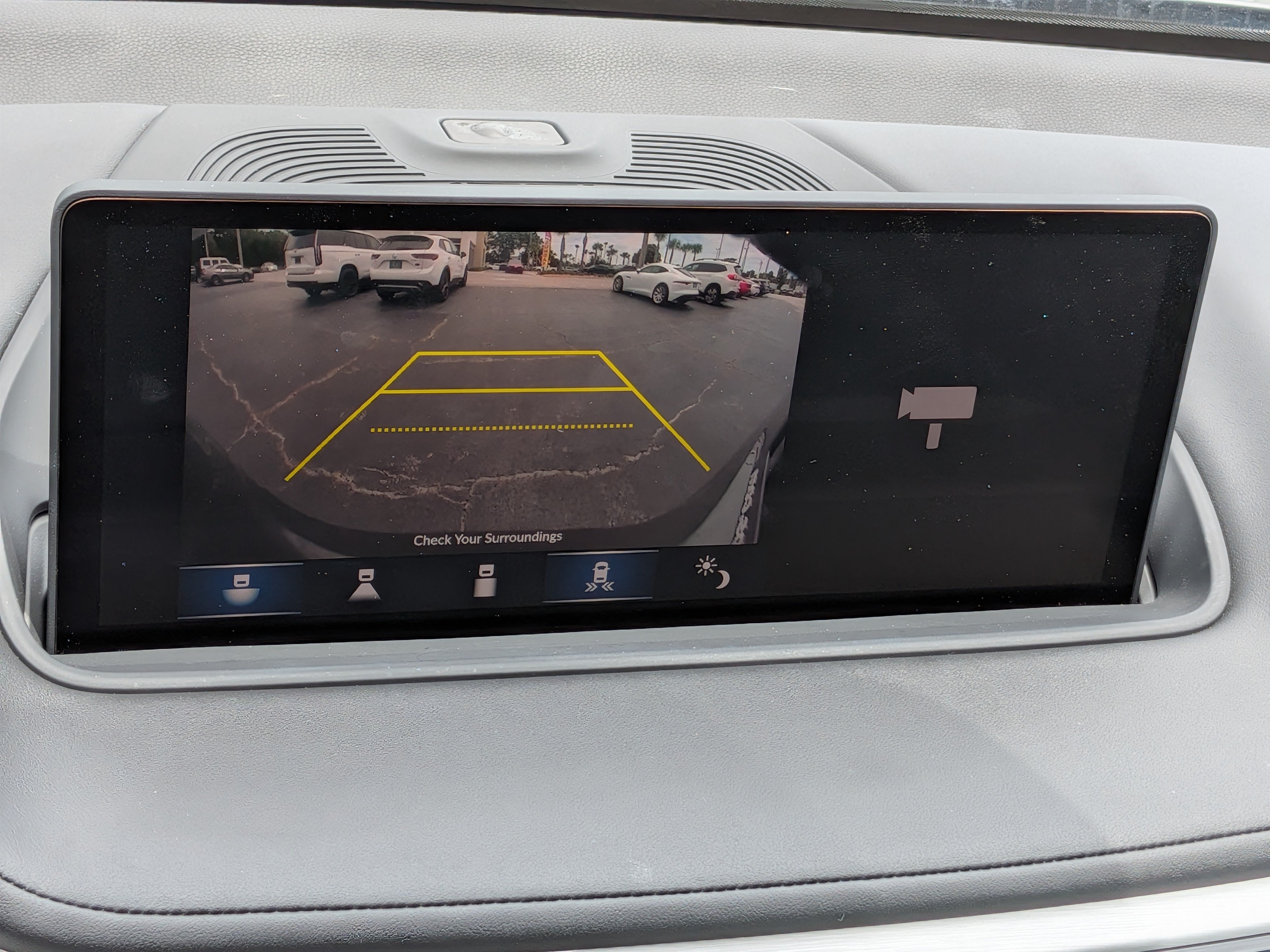 Used 2024 Acura MDX FWD w/ Technology Package image 32