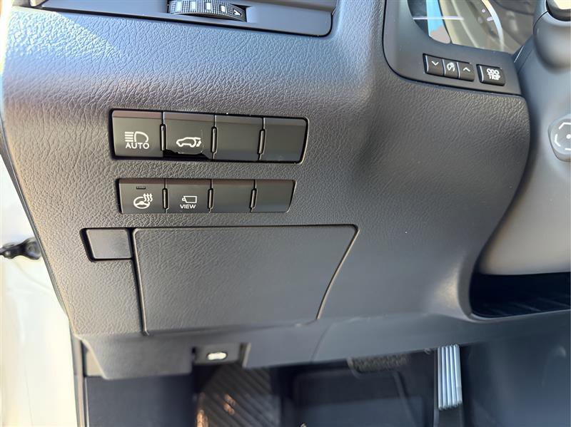 Used 2020 Lexus RX 350L FWD image 28