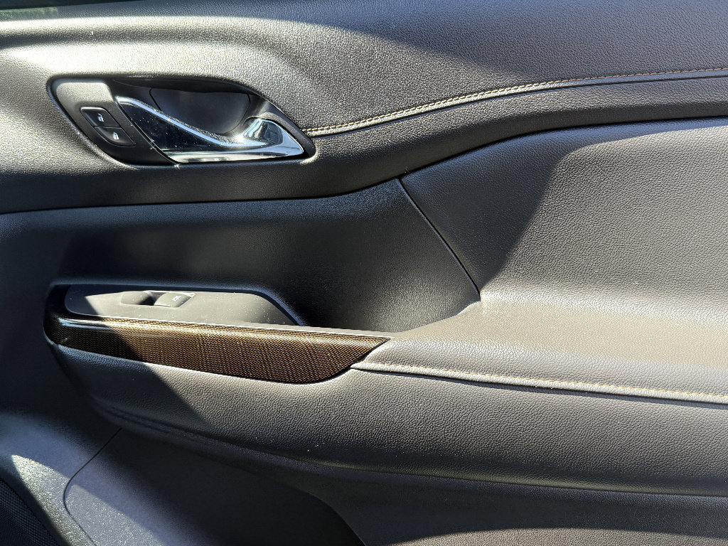 Used 2023 GMC Acadia AT4 w/ Technology Package AWD/4WD image 28