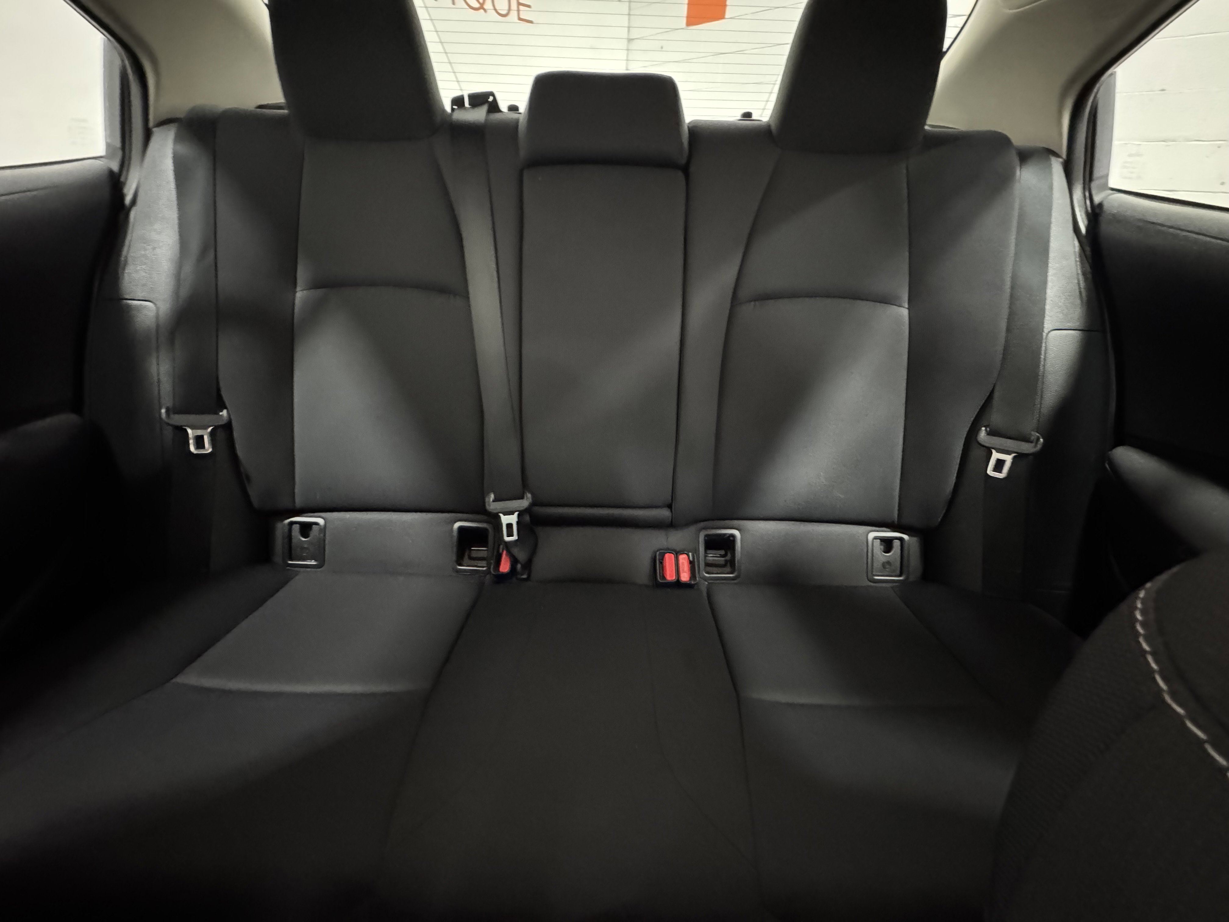 Used 2023 Toyota Corolla LE image 29