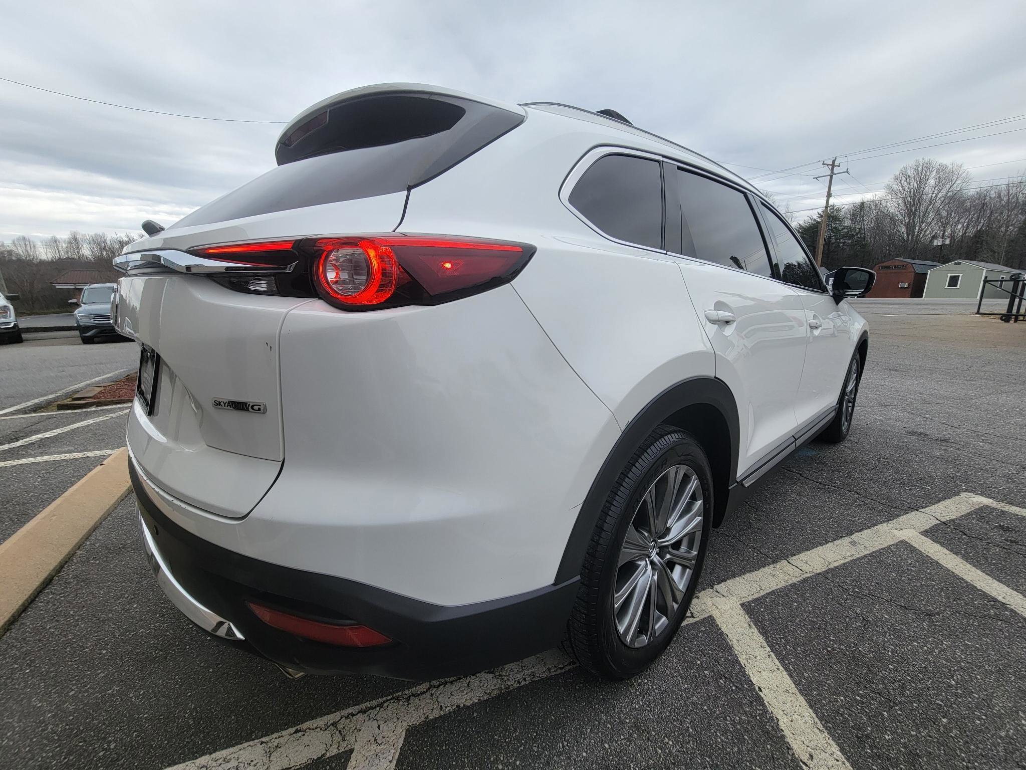 Used 2021 MAZDA CX-9 Signature image 11