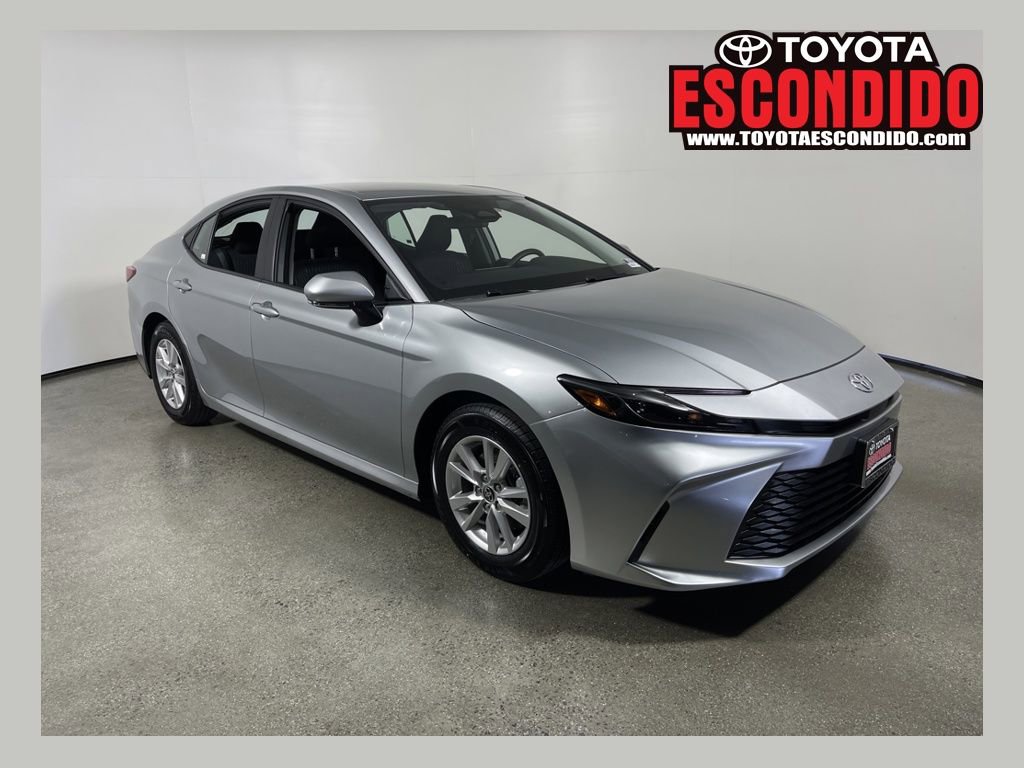Certified 2025 Toyota Camry LE image 1