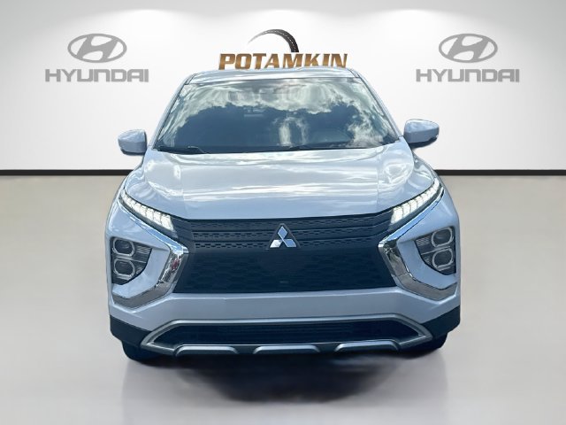 Used 2024 Mitsubishi Eclipse Cross AWD image 2