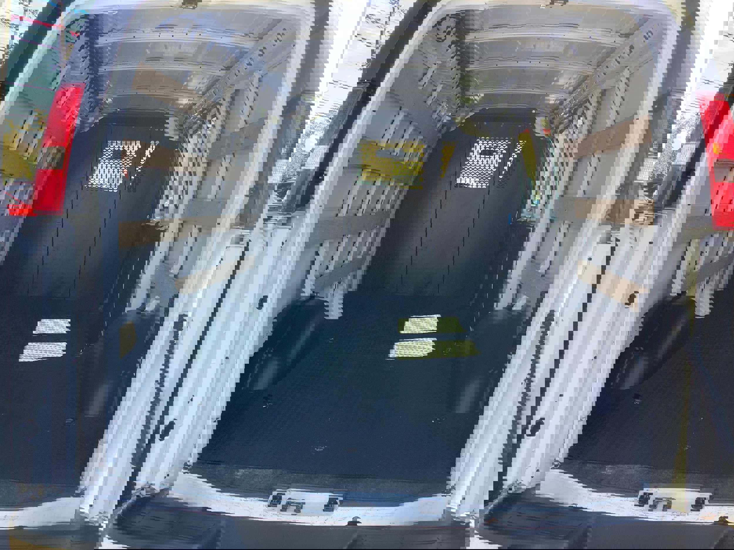 Used 2023 GMC Savana 2500 w/ Driver Convenience Package image 12