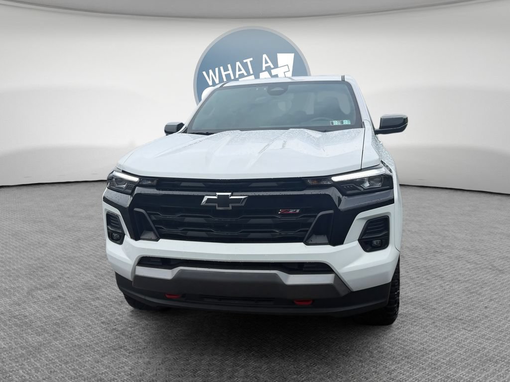 Certified 2024 Chevrolet Colorado Z71 w/ Z71 Convenience Package 2 AWD/4WD image 9