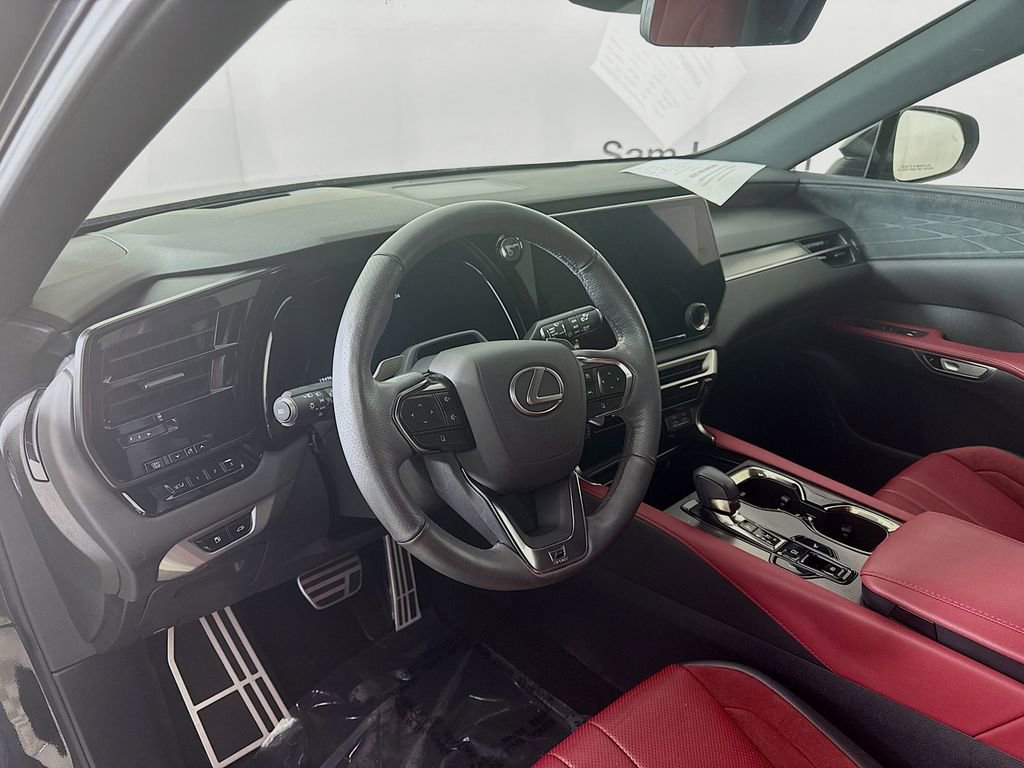Used 2023 Lexus RX 500h F Sport image 9
