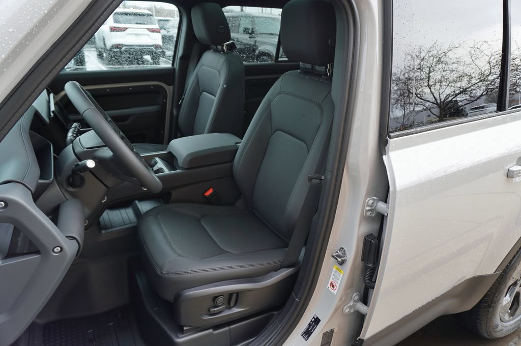 Certified 2026 Land Rover Defender 110 S AWD/4WD image 13