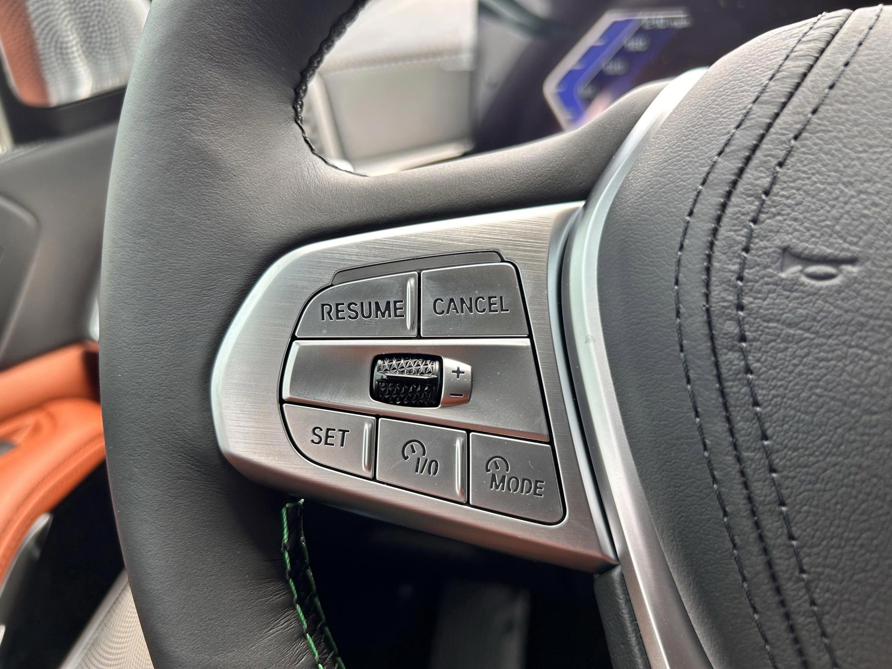 Used 2026 BMW ALPINA XB7 image 10