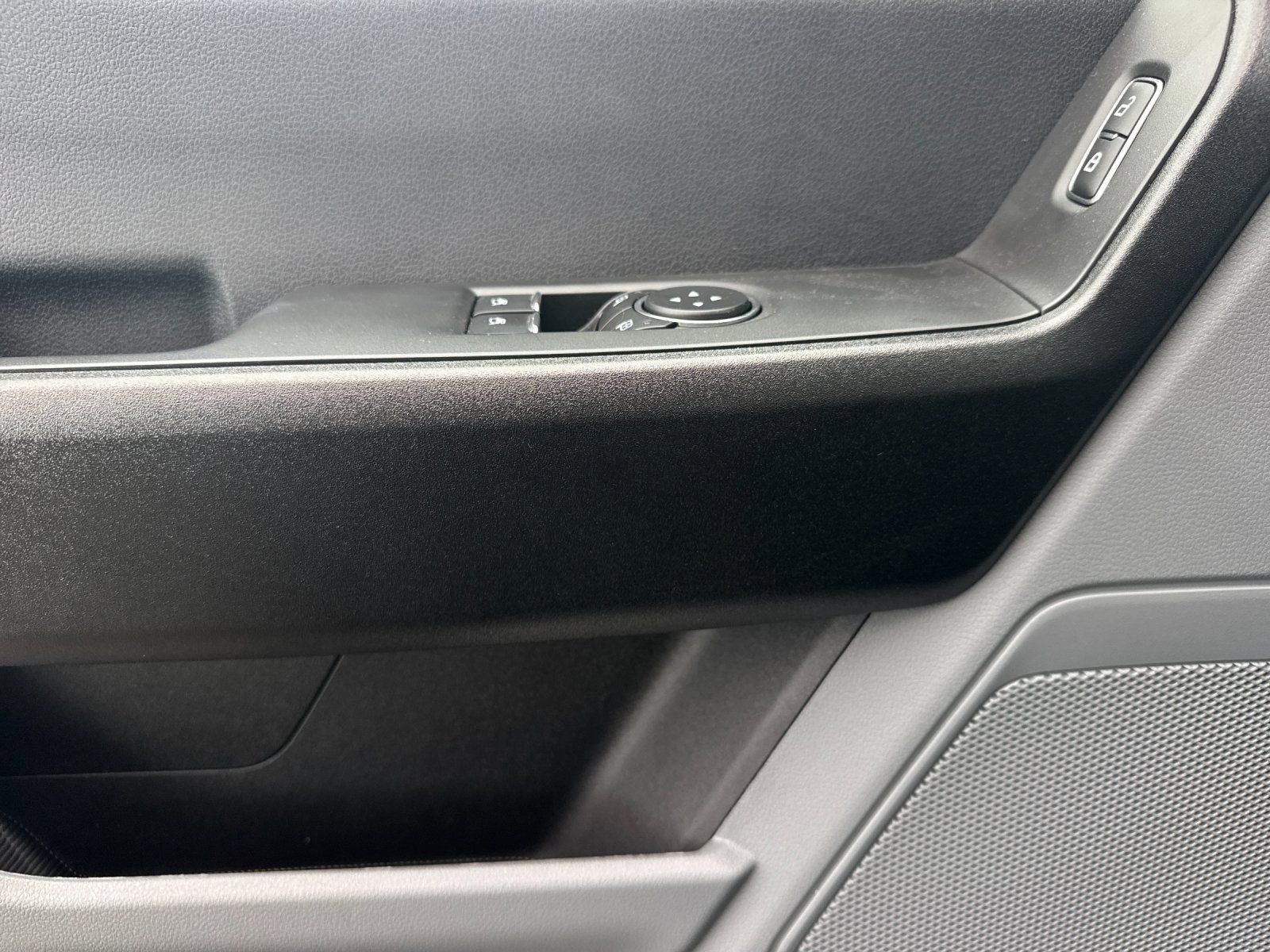 New 2025 Ford F550 2WD Regular Cab Super Duty image 10