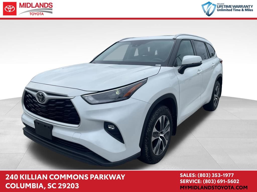 Used 2022 Toyota Highlander XLE