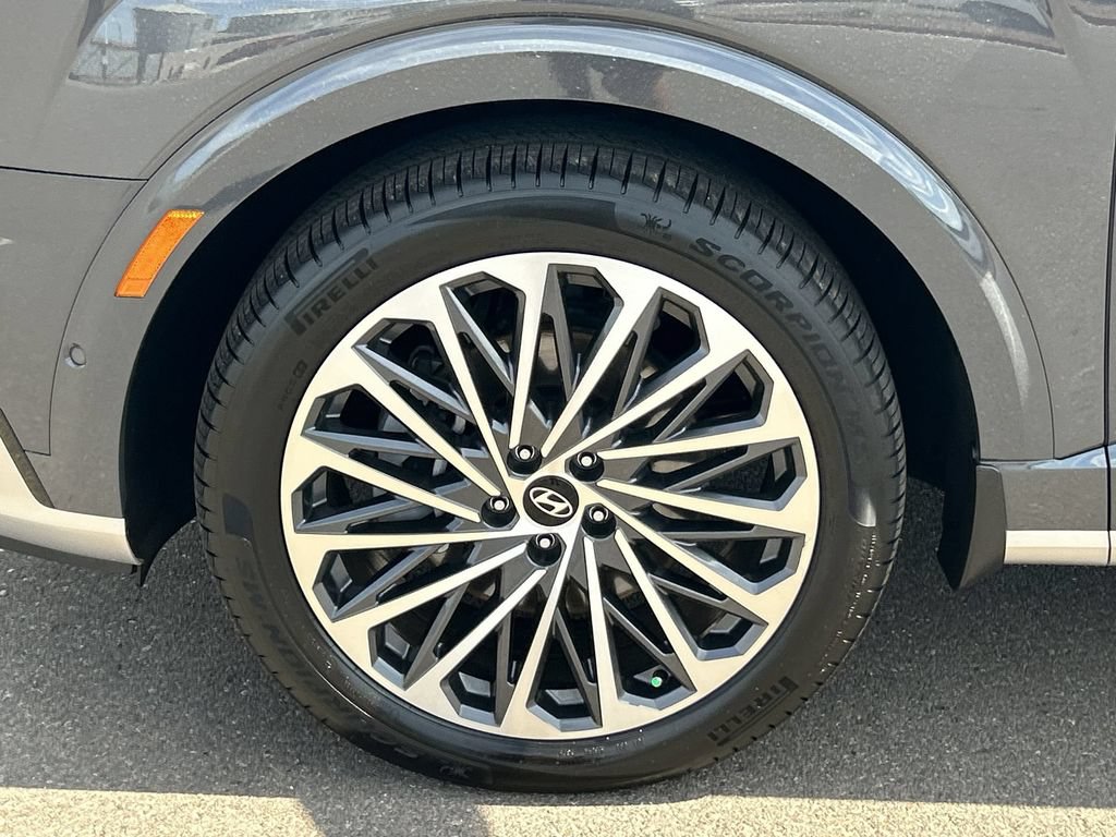 Used 2026 Hyundai Palisade Calligraphy AWD/4WD image 34
