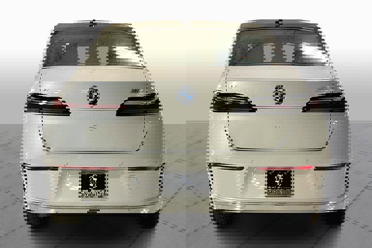 Used 2025 BMW i7 eDrive50 image 5