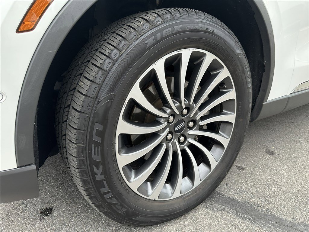 Used 2022 Lincoln Aviator Reserve w/ Equipment Group 201A image 39