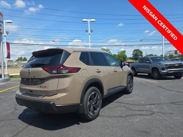 Certified 2024 Nissan Rogue SV w/ SV Premium Package AWD/4WD image 6