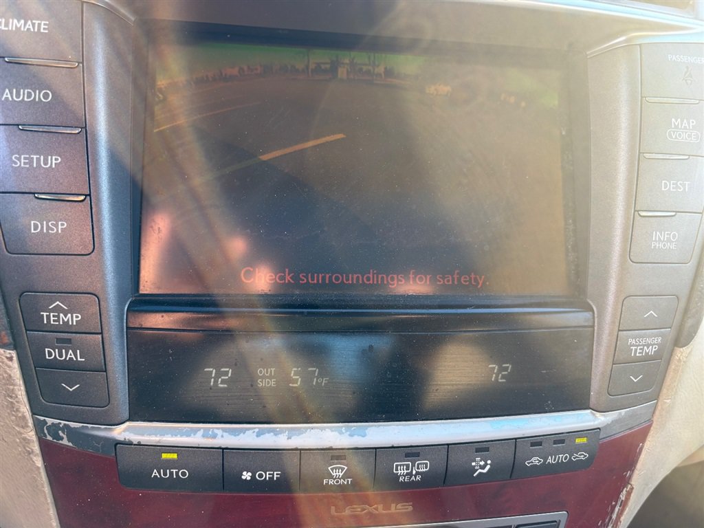 Used 2011 Lexus LS 460 w/ Comfort Pkg RWD image 17