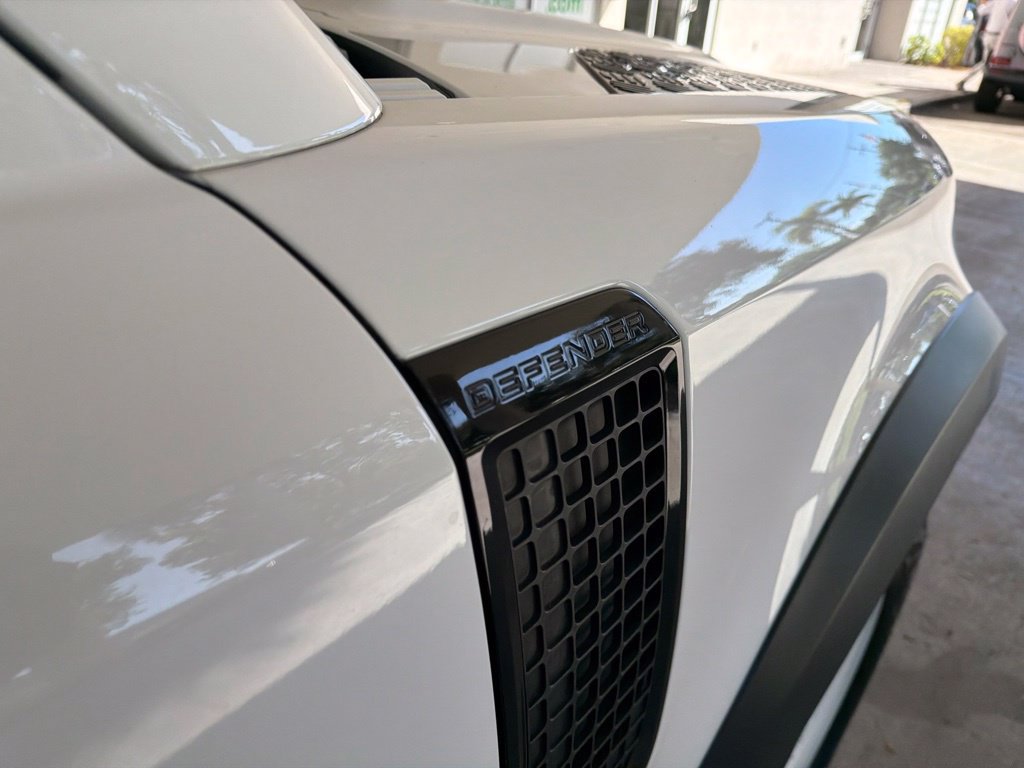 Used 2023 Land Rover Defender 110 S AWD/4WD image 26