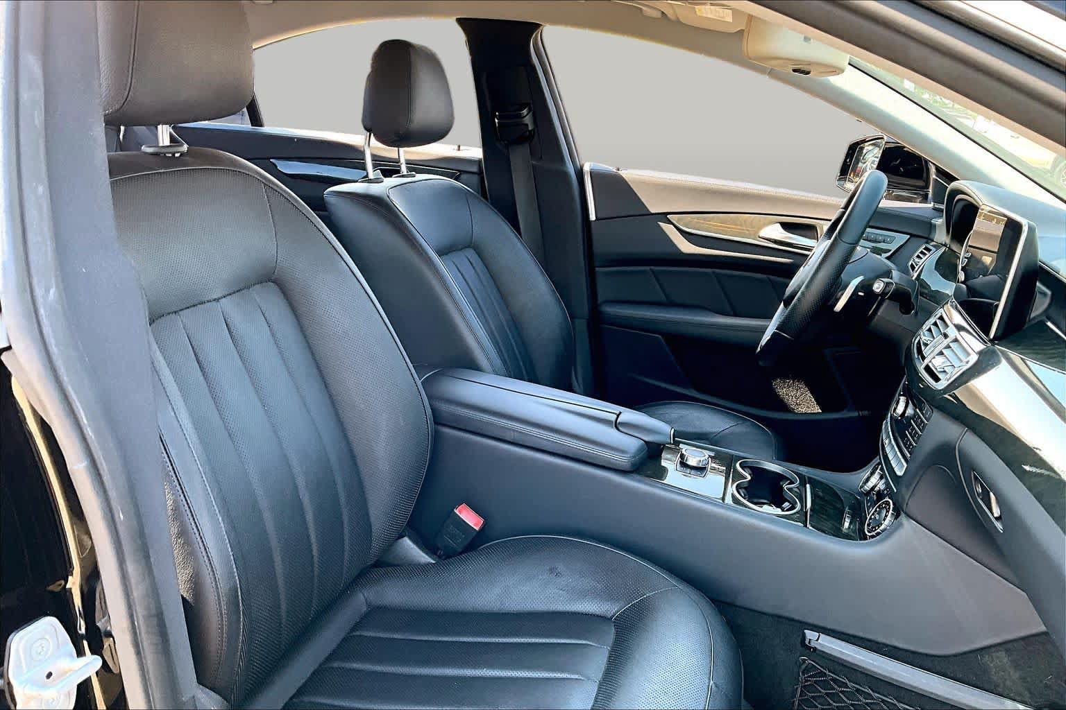 Used 2016 Mercedes-Benz CLS 400 image 8