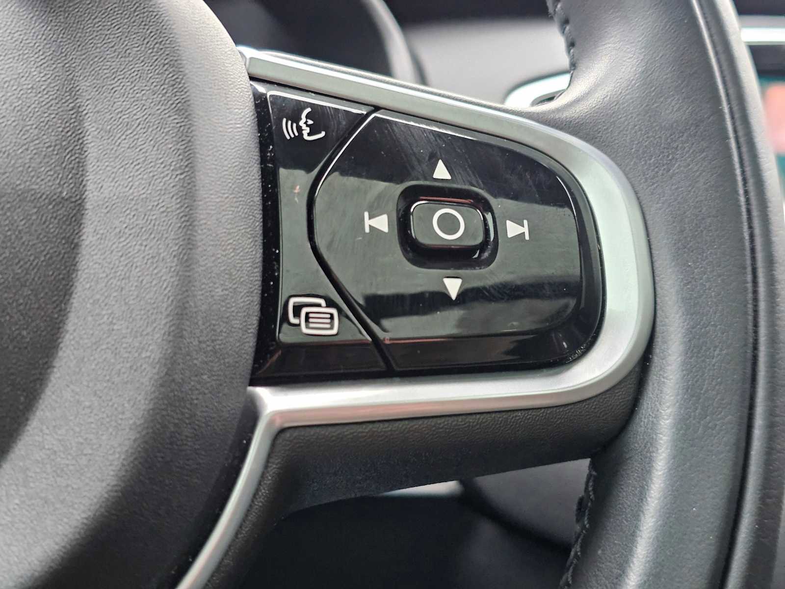 Certified 2022 Volvo XC90 T6 Inscription w/ Climate Package image 24