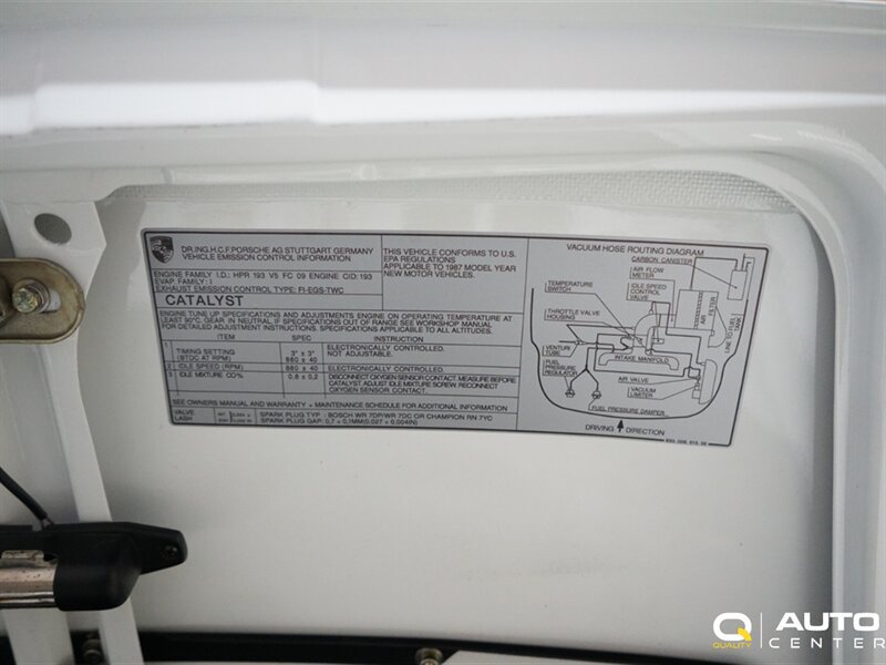 Used 1987 Porsche 911 Carrera RWD image 41