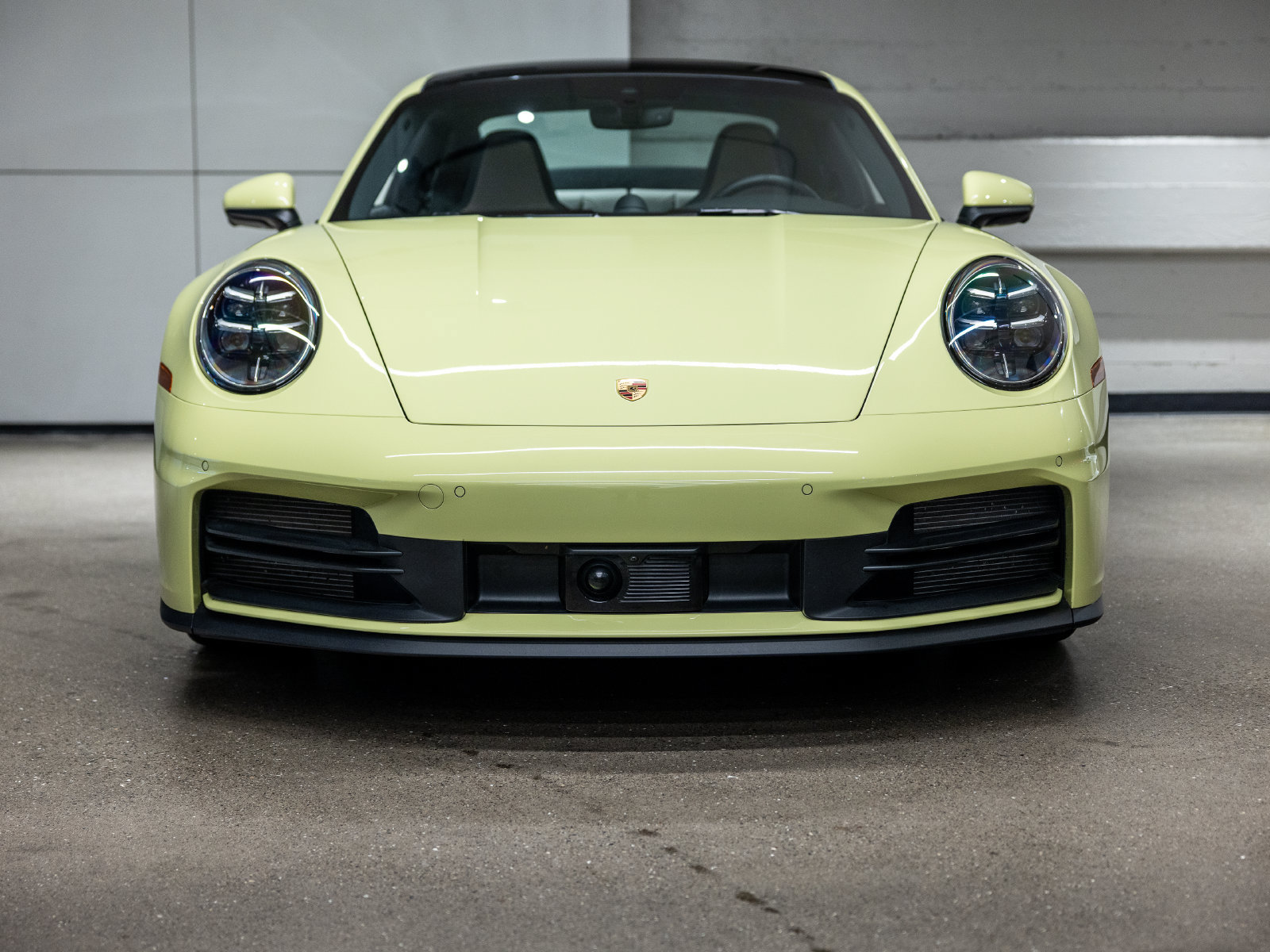 Certified 2025 Porsche 911 Carrera RWD image 11