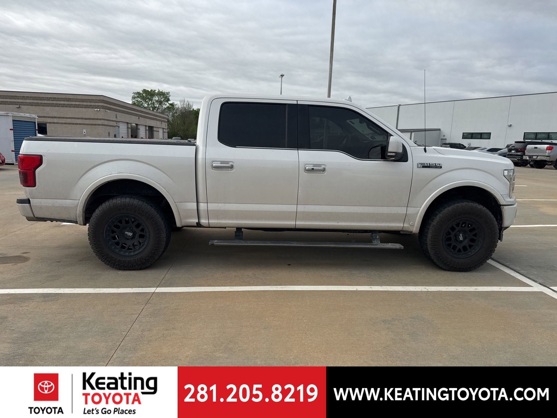 Used 2019 Ford F150 Limited w/ Trailer Tow Package image 8
