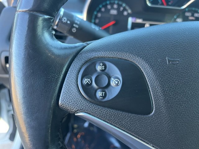 Used 2016 Chevrolet Impala LT w/ Convenience Package image 18