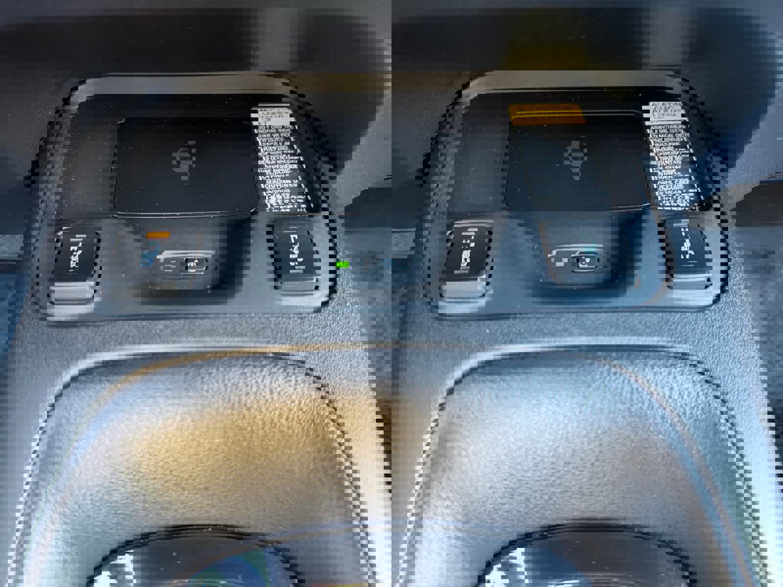 Used 2022 Toyota Corolla XSE image 4