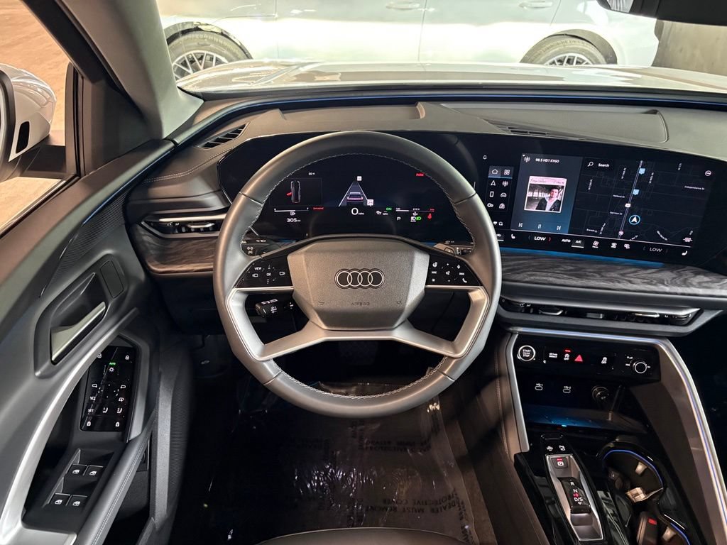 Used 2025 Audi Q5 Premium w/ Convenience Package AWD/4WD image 16