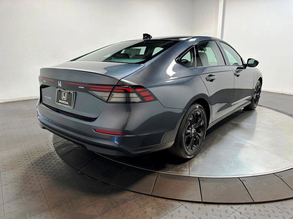 New 2025 Honda Accord SE image 8