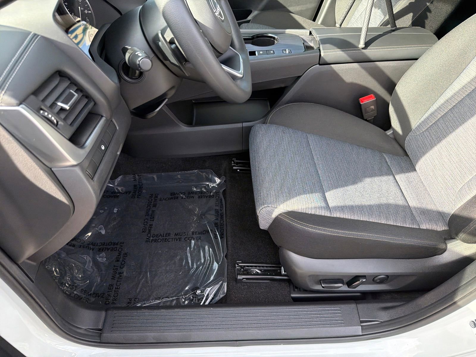 Certified 2023 Nissan Rogue SV image 17