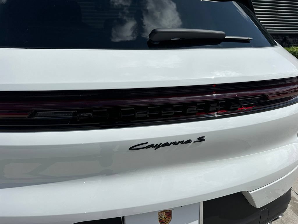 New 2026 Porsche Cayenne S AWD/4WD image 14