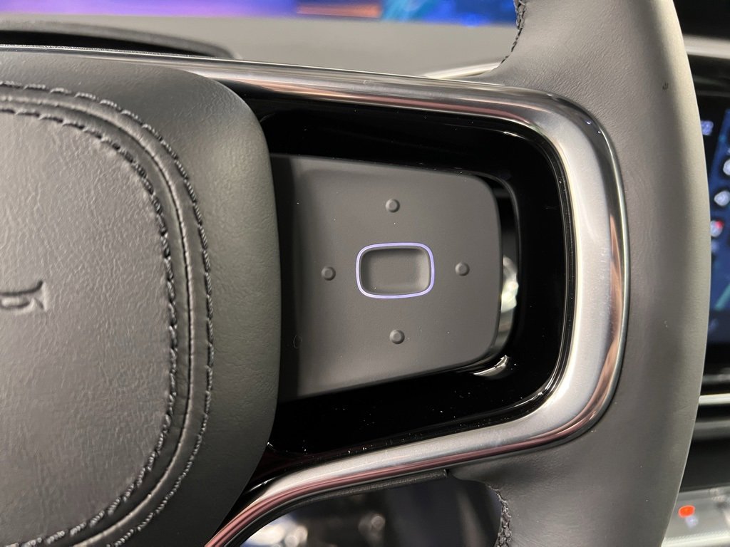 Used 2026 Lincoln Nautilus Premier w/ Equipment Group 102A image 21