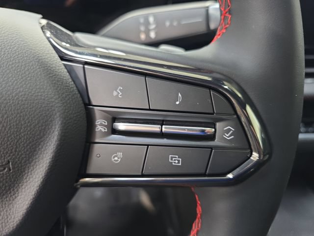 Used 2025 Chevrolet Equinox RS w/ Safety and Technology Package AWD/4WD image 22