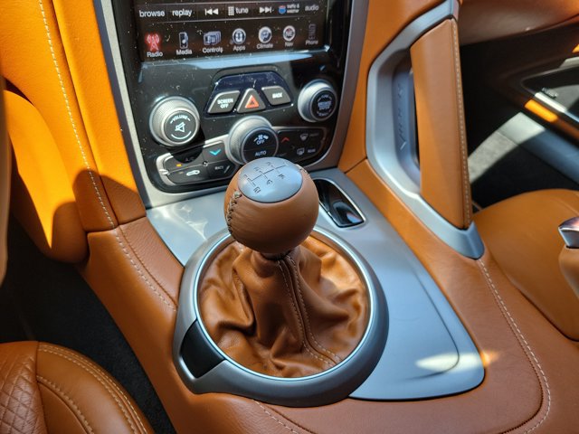 Used 2013 SRT Viper GTS w/ GTS Laguna Interior Pkg RWD image 22