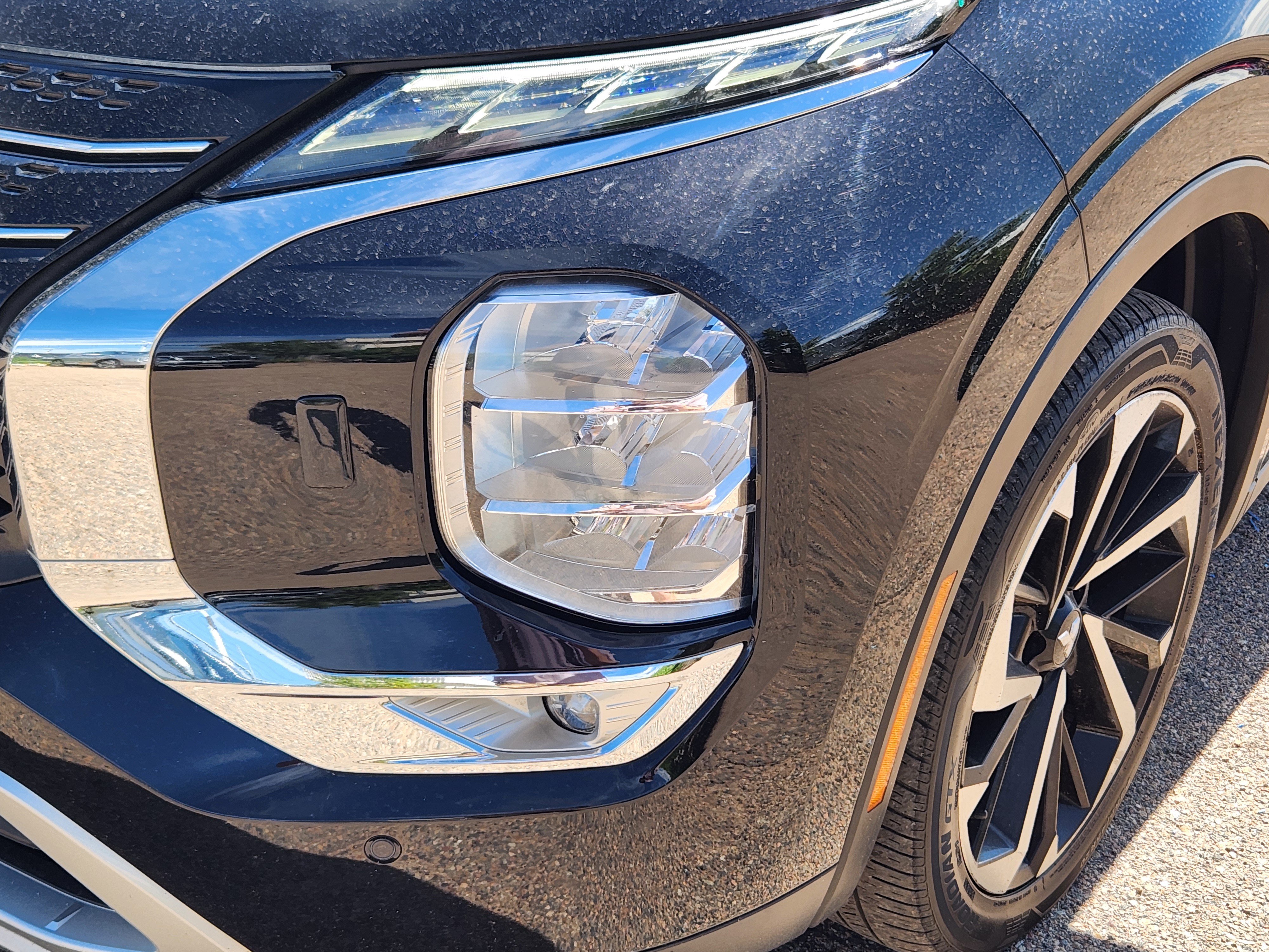 Used 2023 Mitsubishi Outlander SE AWD/4WD image 5
