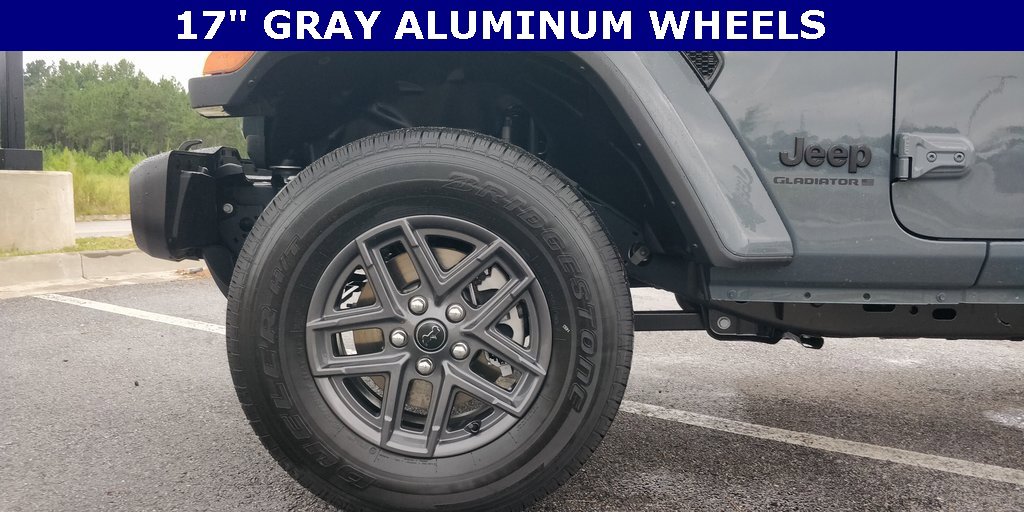 New 2025 Jeep Gladiator Sport image 2