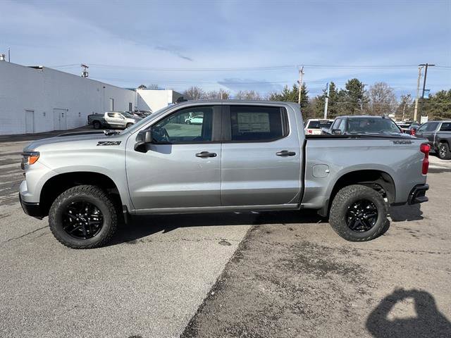 New 2026 Chevrolet Silverado 1500 Custom Trail Boss w/ Dark Appearance Package image 2