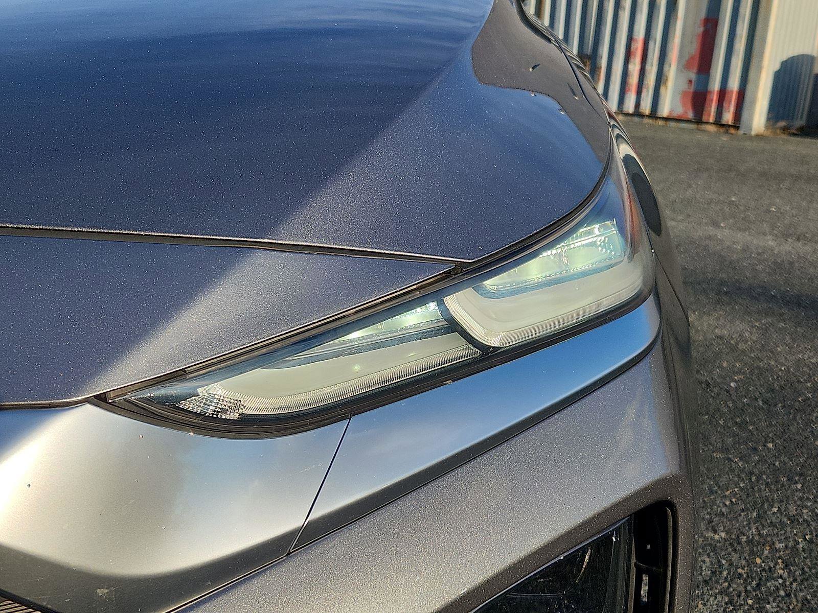 Used 2019 Hyundai Santa Fe AWD image 9