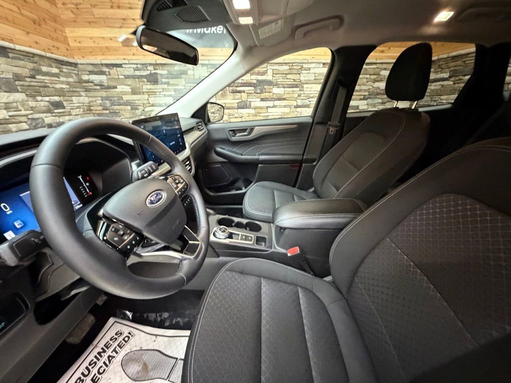 Used 2024 Ford Escape Active w/ Tech Pack #1 image 11