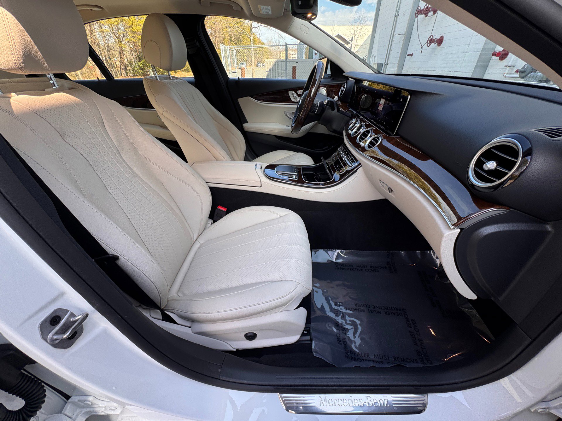 Used 2023 Mercedes-Benz E 350 4MATIC Sedan w/ Premium Package image 50