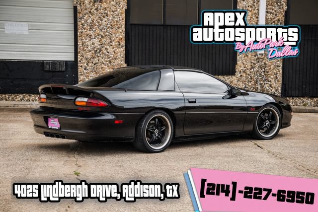 Used 2002 Chevrolet Camaro Z28 w/ SS Performance/Appearance Pkg RWD image 1